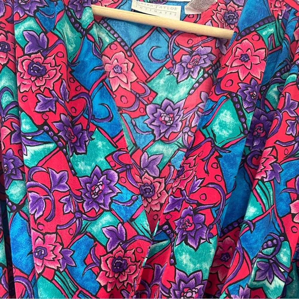 vintage ✨ Erika Taylor Intimates robe - Picture 3 of 6